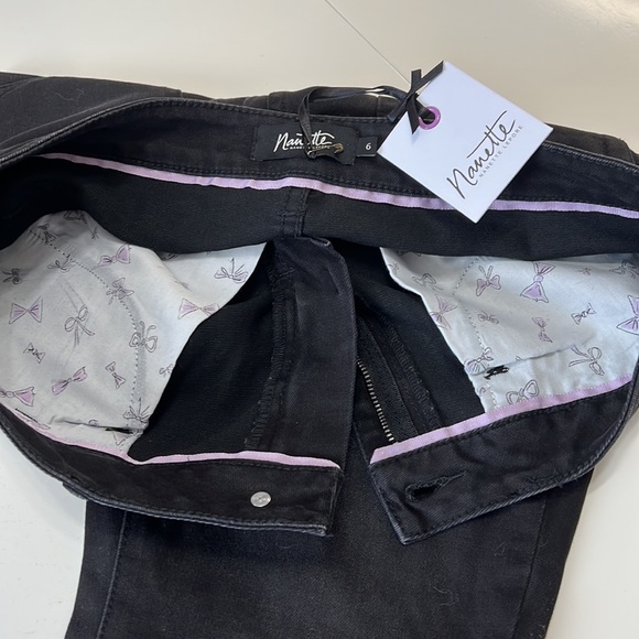 NWT Women’s Nanette Lepore Rhinestone Girlfriend Cropped Jeans Black Poison Sz 6 - Picture 8 of 10